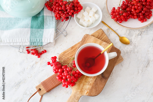 Viburnum berry tea with sug...