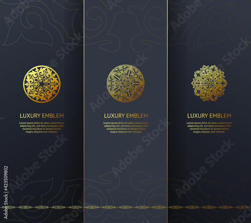 Vaccine antiviral. Medicine bottle and syringe. vials and syringe for the injection vaccine. for Web Banner Design, Banner background. Covid19 coronavirus vaccine concept.