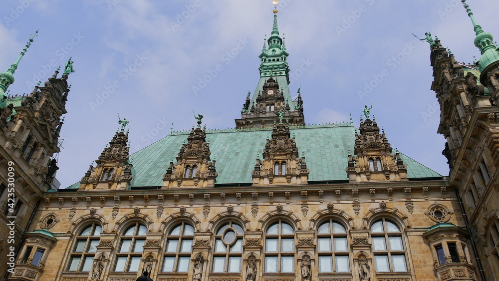 Naklejka premium Hamburger Rathaus