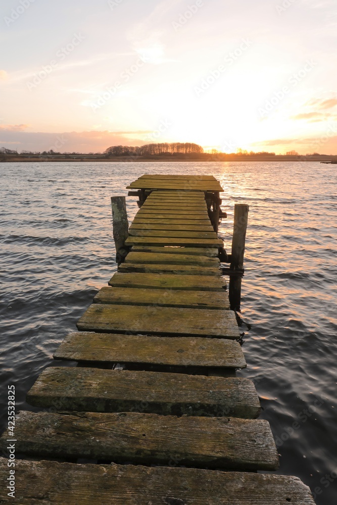 Fototapeta premium Bootsteg am See
