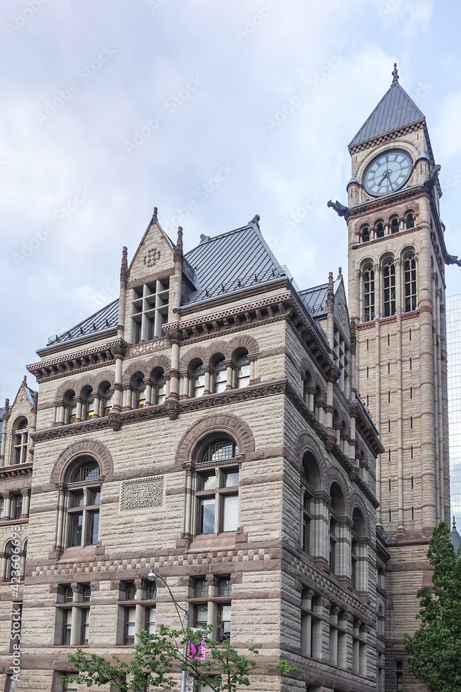 Fototapeta premium Architectural fragments of Toronto's Old City Hall. Toronto's Old City Hall (1899) was home to its city council from 1899 to 1966 and remains one of city's most prominent structures. Ontario, Canada.