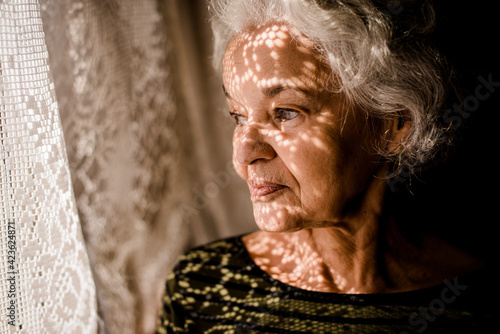 Close de mulher idosa 