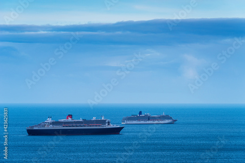 View of Ferry Cruise from South West Coast Path, Shaldon, Devon, England, Europe © Maciej Olszewski