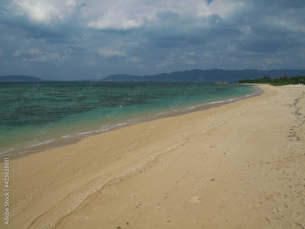 沖縄県の石垣島、クラブメッドの前のビーチ