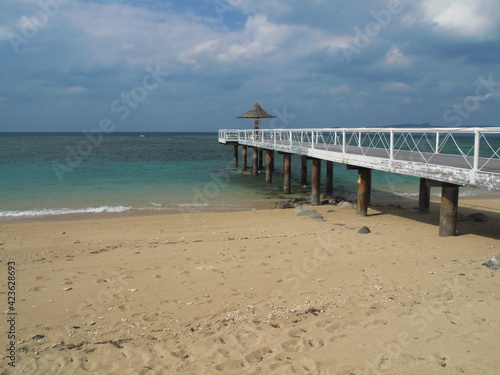 沖縄県の石垣島、クラブメッドの前のビーチ