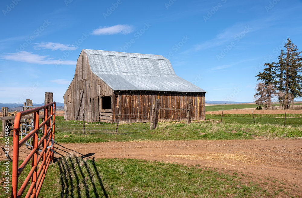 Old barn and fence Eastern Washington state. Old barn and fence Eastern Washington state.
