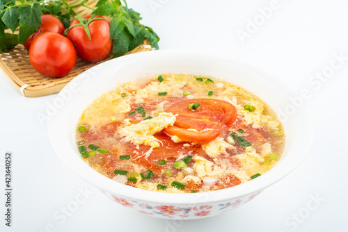 Nutritious and delicious tomato egg soup