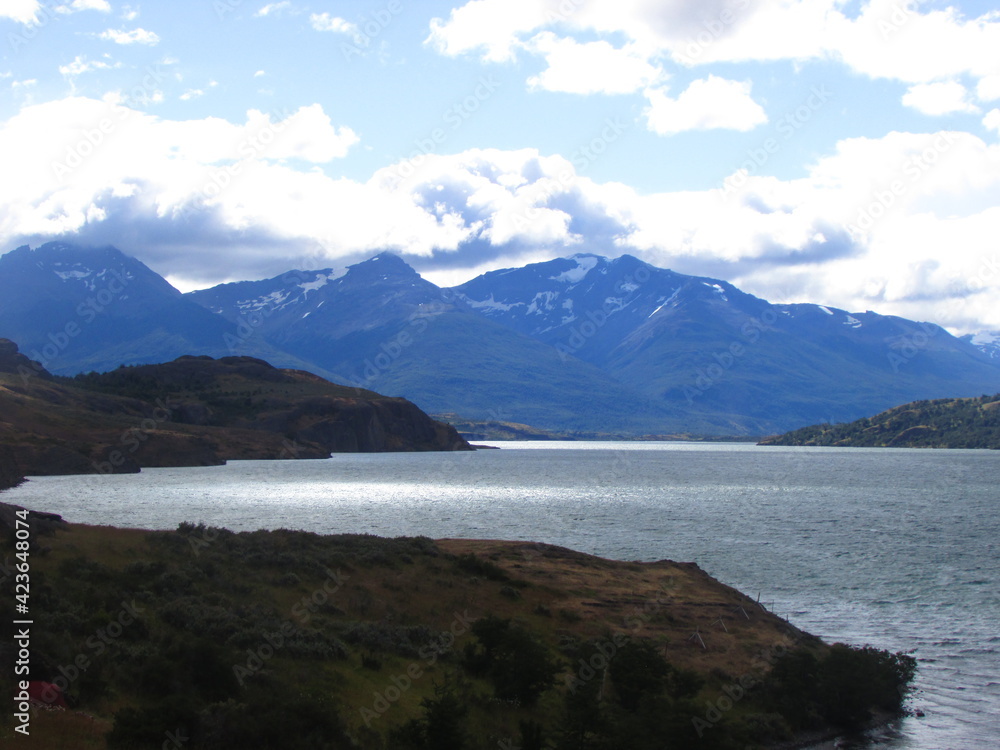 Laguna Sofia, Puerto Natales, Patagonia, Chile.
Naturaleza y aventura 