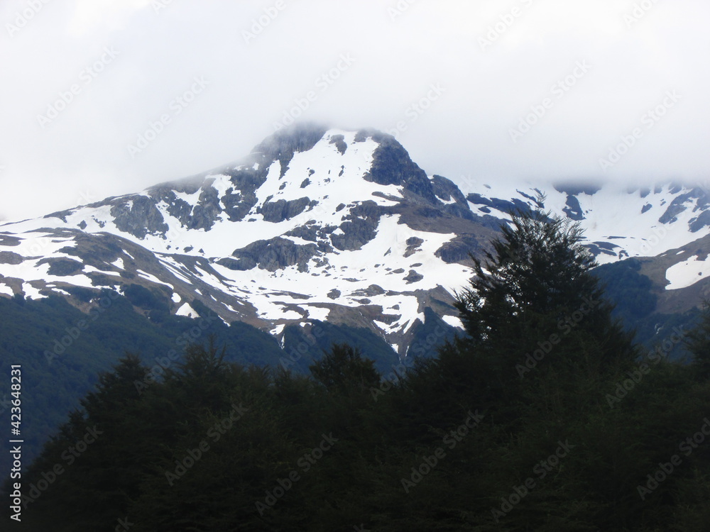 Montañas y nieve. Cordillera de los Andes, Chile 