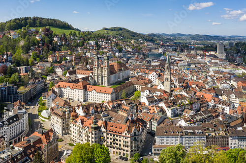 Obraz na płótnie Stunning view of the Saint Gallen old town with its famous monastery and catholic catheral in Switzerland w salonie