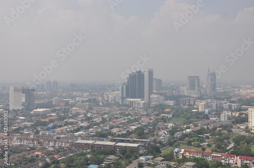 Helicopter flying sightseeing around Bangkok © Piti