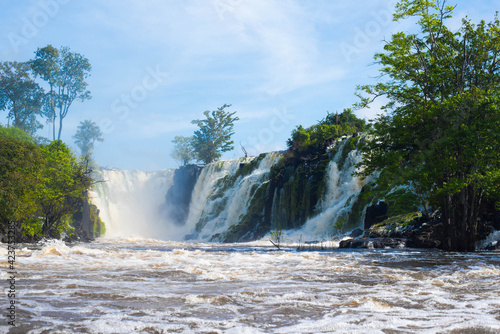 Cachoeira de Santo Ant  nio no rio Jari