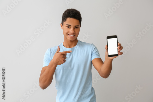 African-American teenage bo...