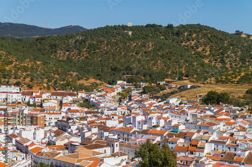 Panoramica, Paisaje o Vista del pueblo de Constantina, en Cazalla de la Sierra, Sevilla, Andalucia, España photo