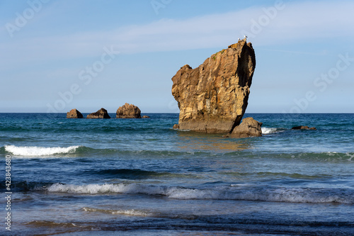 Фотография Aguilar beach betwen Cudillero and Muros de Nalon at sunset in Asturias, Spain