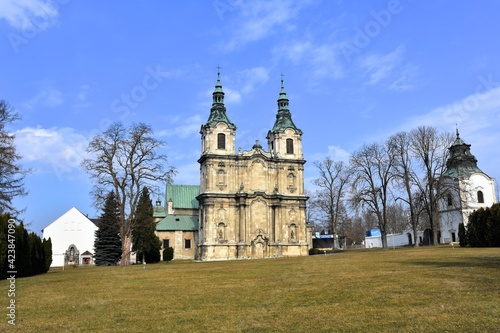 Archiopactwo Ojców Cystersów i Kościół Wincentego Kadłubka w Jędrzejowie, Klasztor, 