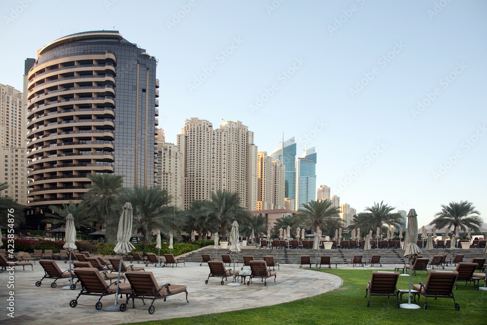 Obraz premium modern skyscrapers on the bank of the Persian Gulf in Dubai