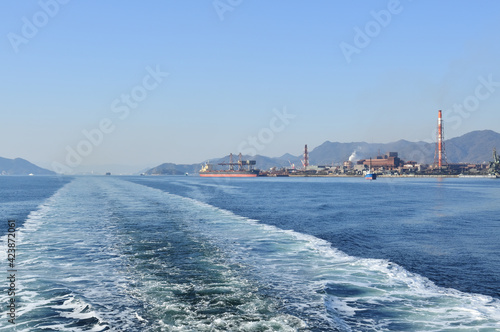 呉市の海の沖 photo