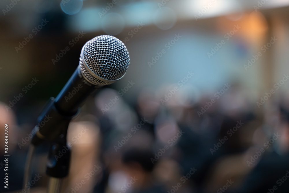Close-up microphones in concert halls or conference rooms Close-up microphones in concert halls or conference rooms
