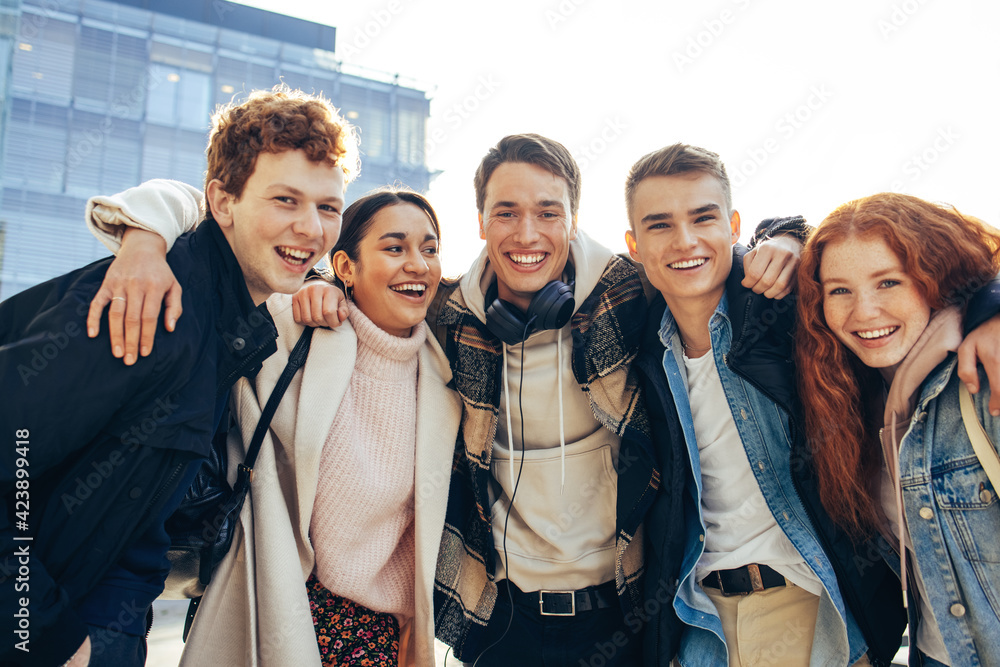 Naklejka premium College group standing together