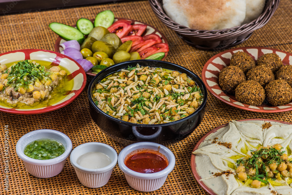 fattet hummus with hummus and falafel fattet hummus with hummus and falafel
