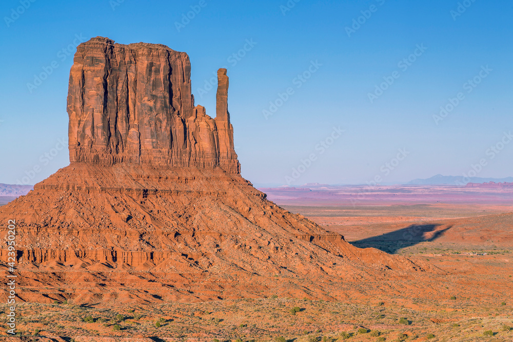 Monument Valley on the Arizona–Utah state line Monument Valley on the Arizona–Utah state line