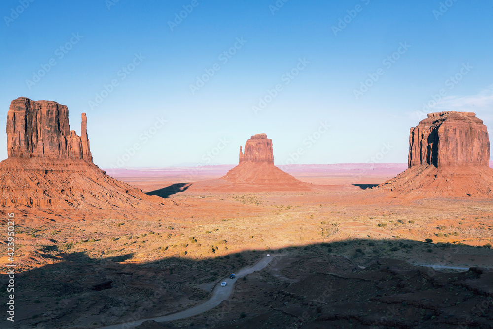 Monument Valley on the Arizona–Utah state line Monument Valley on the Arizona–Utah state line
