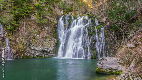 Cascade du Cernon - Is  re - Chartreuse.