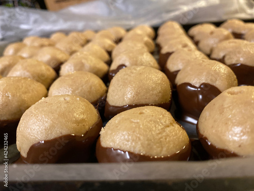 Obraz na płótnie Homemade buckeyes