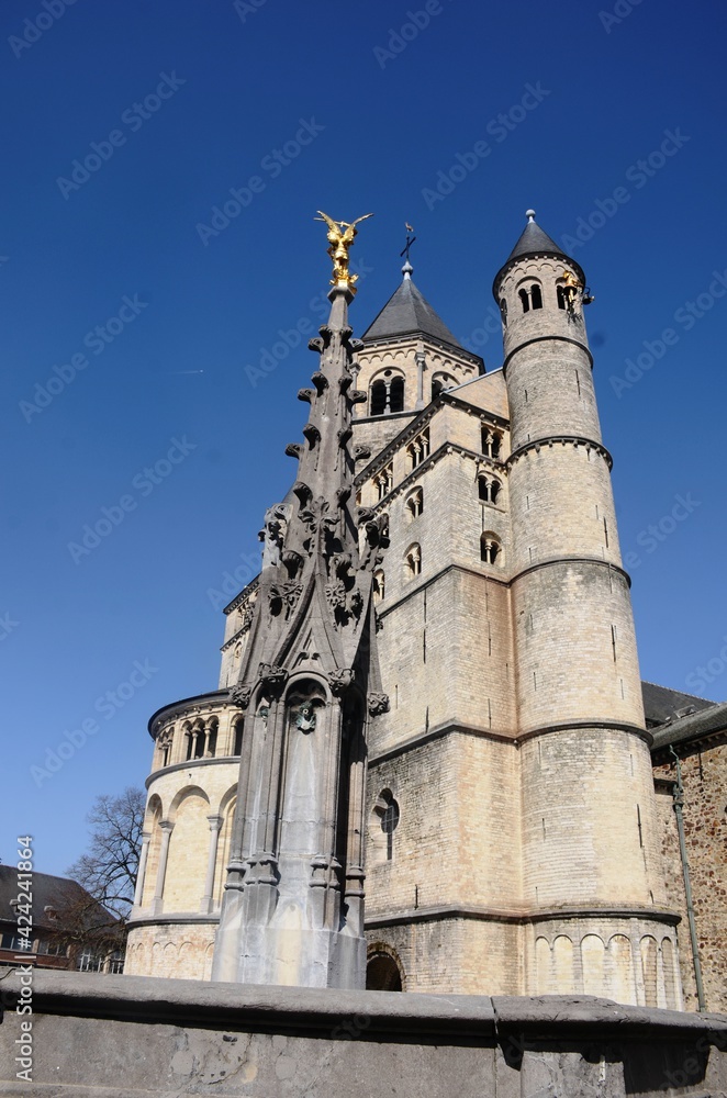 Collégiale Sainte-Gertrude de Nivelles (Brabant wallon-Belgique)