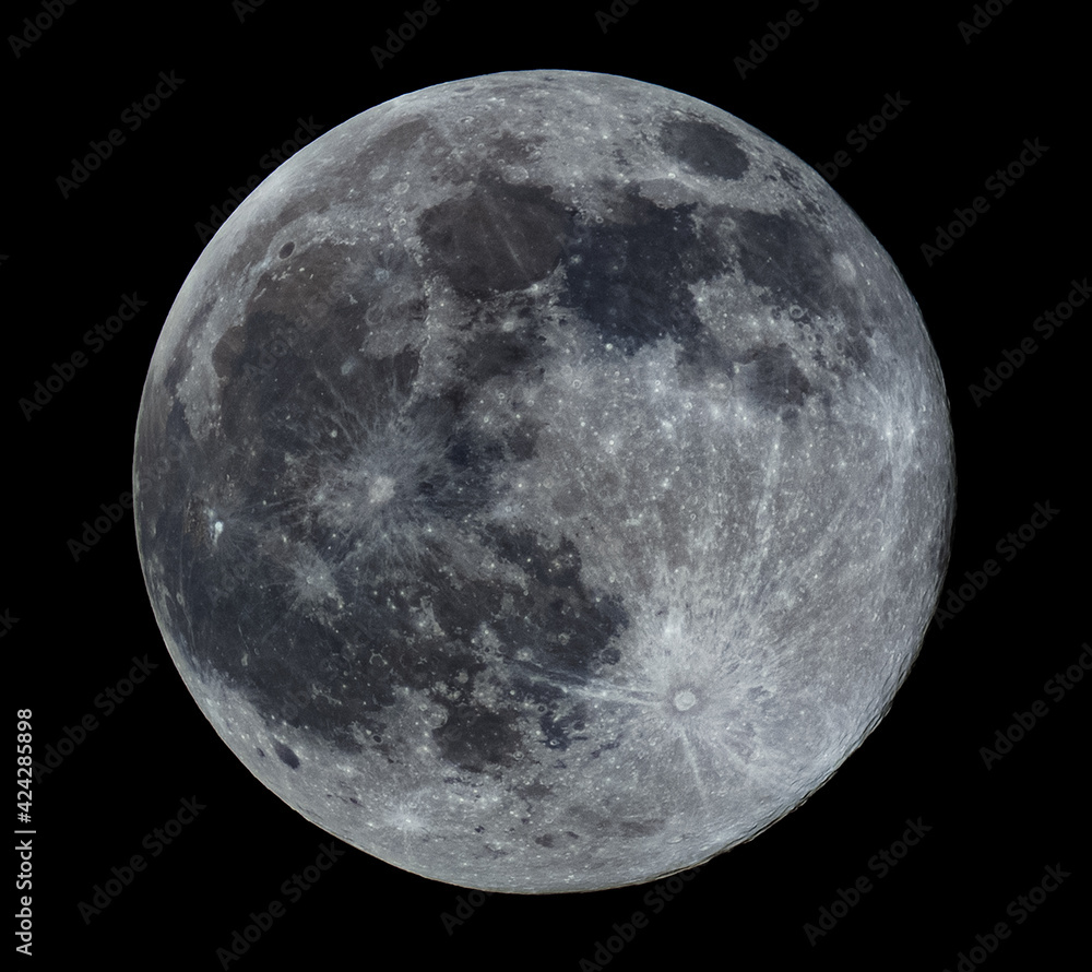 Naklejka premium Full Worm Moon March 2021