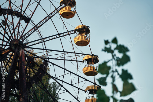 Fototapeta Naklejka Na Ścianę i Meble -  Chernobyl Ferries Wheel fairground - Autumn in Pripyat, Ukraine
