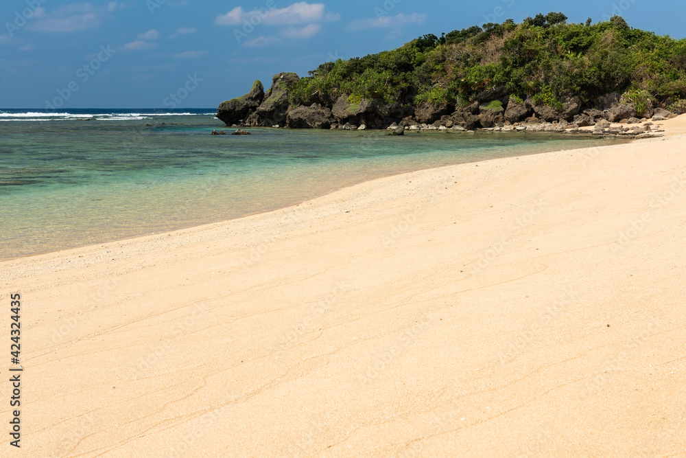 The incredible and uninhabited beach with smooth sand, emerald green sea taking you back to a relaxing day with Gaia. Iriomote Island.