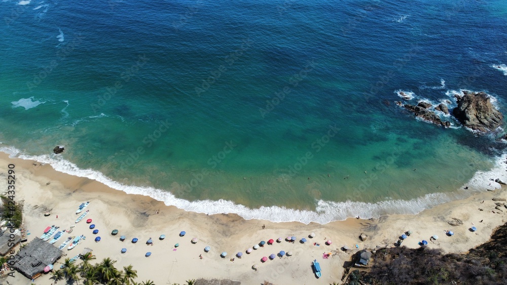 Playa Mazunte, e Pueblo Magico en Oaxaca Playa Mazunte, e Pueblo Magico en Oaxaca