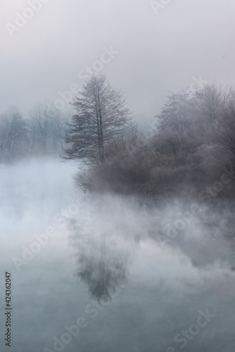 fog on the river © Ammar