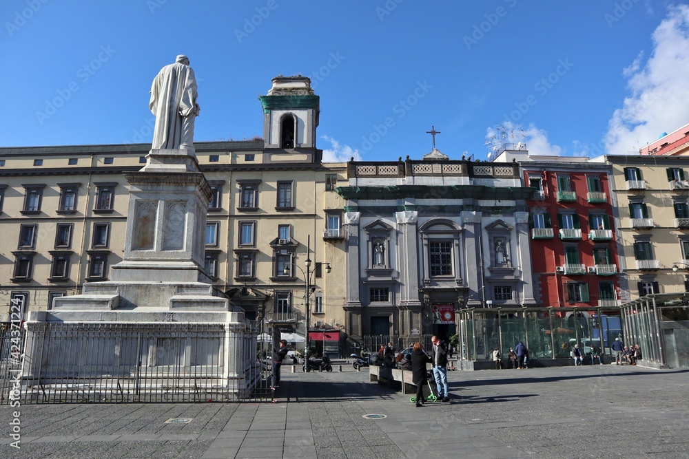 Napoli - Piazza Dante