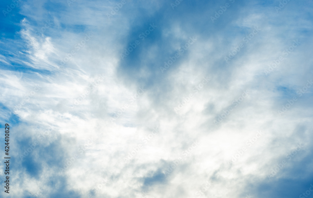 Obraz premium clouds blowing in the sky