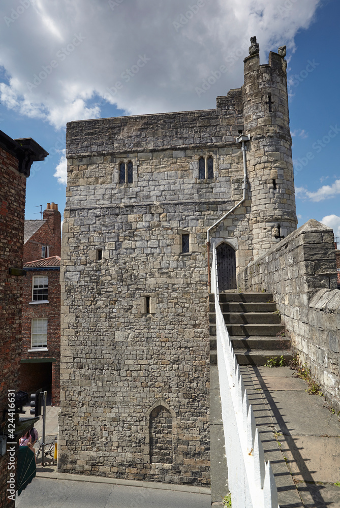 Obraz premium Ancient City Gate or bars of the Medieval city of York in Yorkshire
