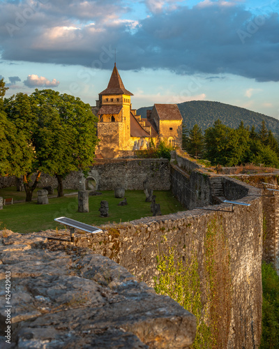 ostrozac castle