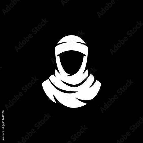 Fotografia, Obraz middle east nomads - Bedouin silhouette wearing headscarf - mascot design
