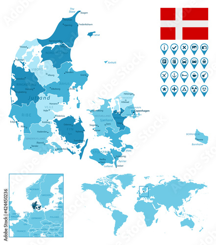 Fotografia Denmark detailed administrative blue map with country flag and location on the world map