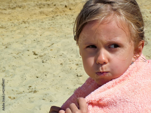 Photos Little girl on the background of a sandy beach - 4