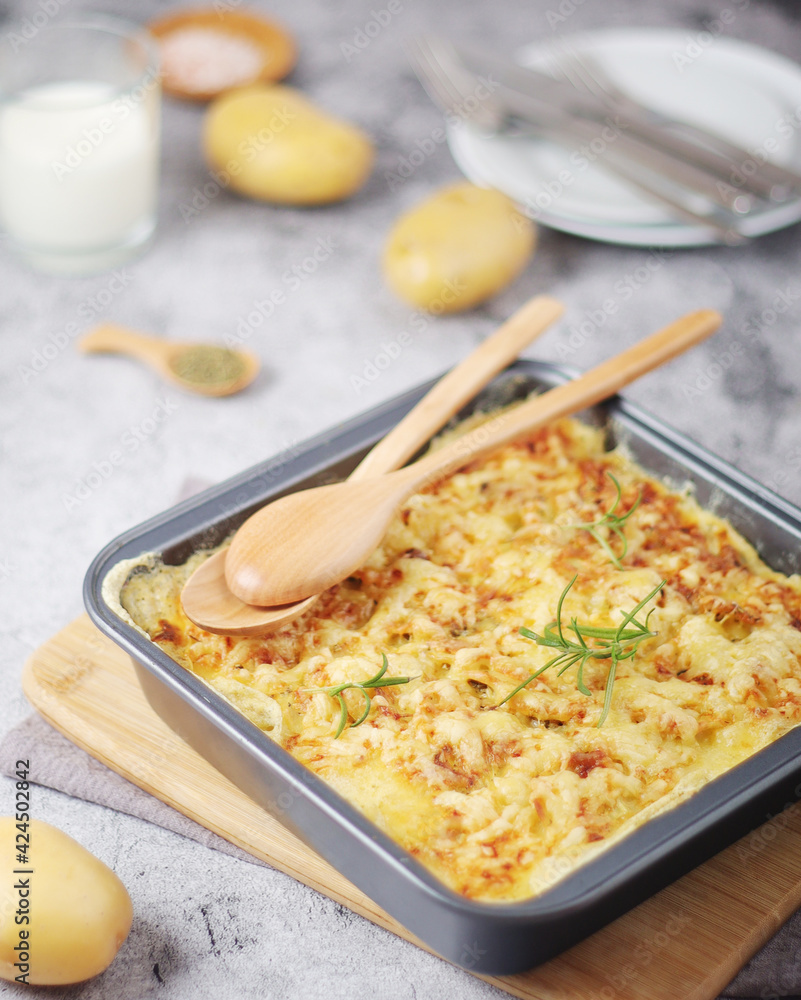 French national potato dish gratin French national potato dish gratin