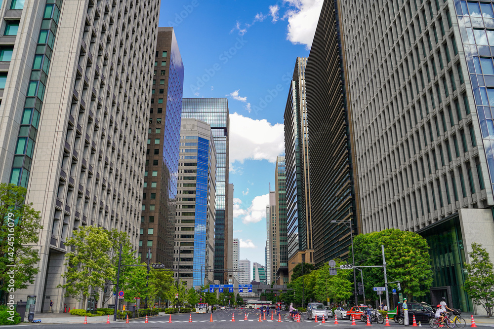 Marunouchi business & Shopping district in Tokyo Marunouchi business & Shopping district in Tokyo