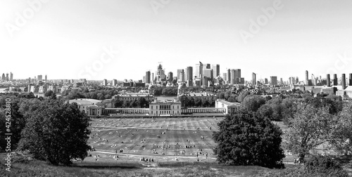 Greenwich Park Panorama - London skyline