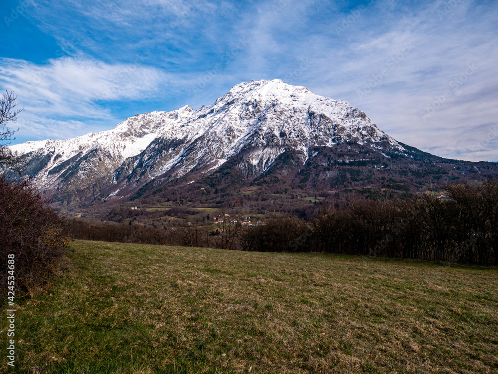 Naklejka premium Château fort de Saint Firmin French Alps