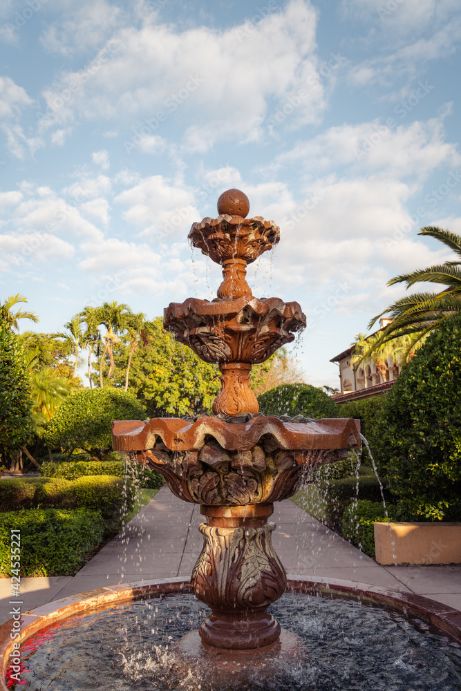 Obraz premium fountain in the garden