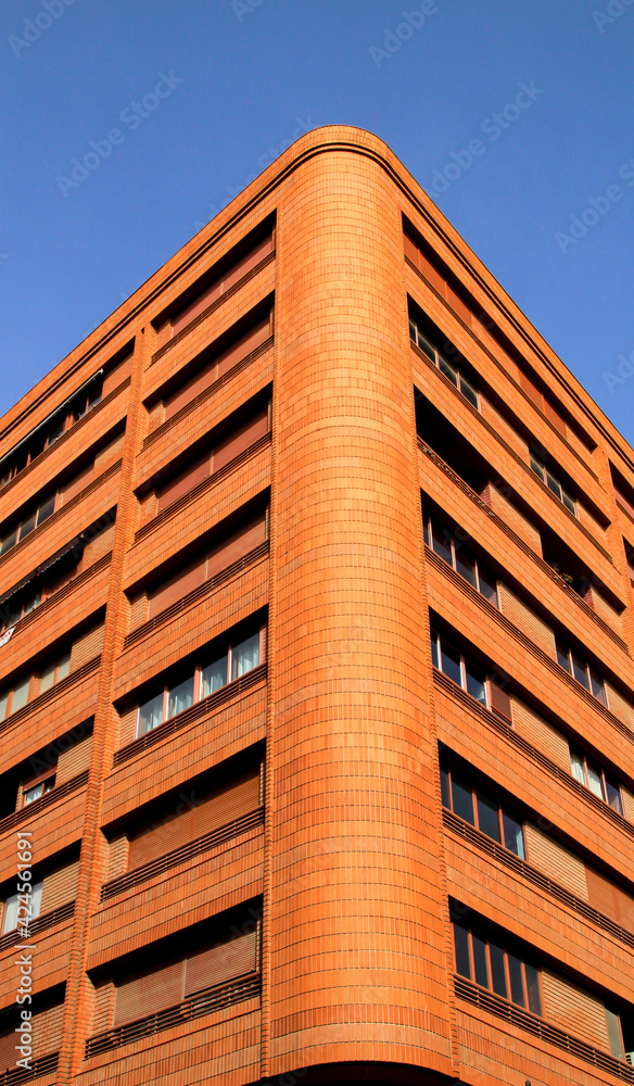 Big building plenty of apartments in Alicante Big building plenty of apartments in Alicante