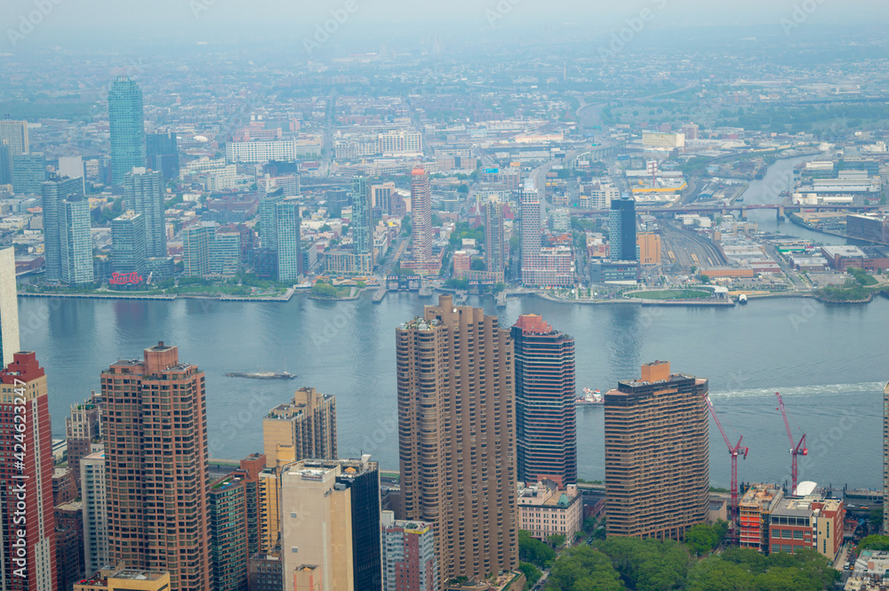 Obraz premium Aerial view of skyscrapers in lower Manhattan