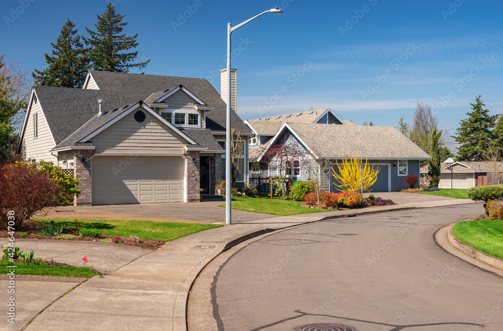 Neighborhood homes and gardens in Grsham Oregon. Neighborhood homes and gardens in Grsham Oregon.